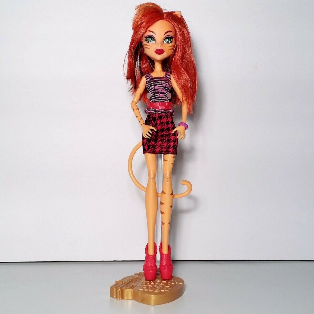 Monster High Coffin Bean Toralei Stripe Doll